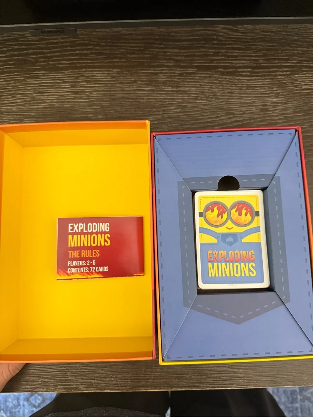 Exploding Minions Card Game - Picture 6 of 8